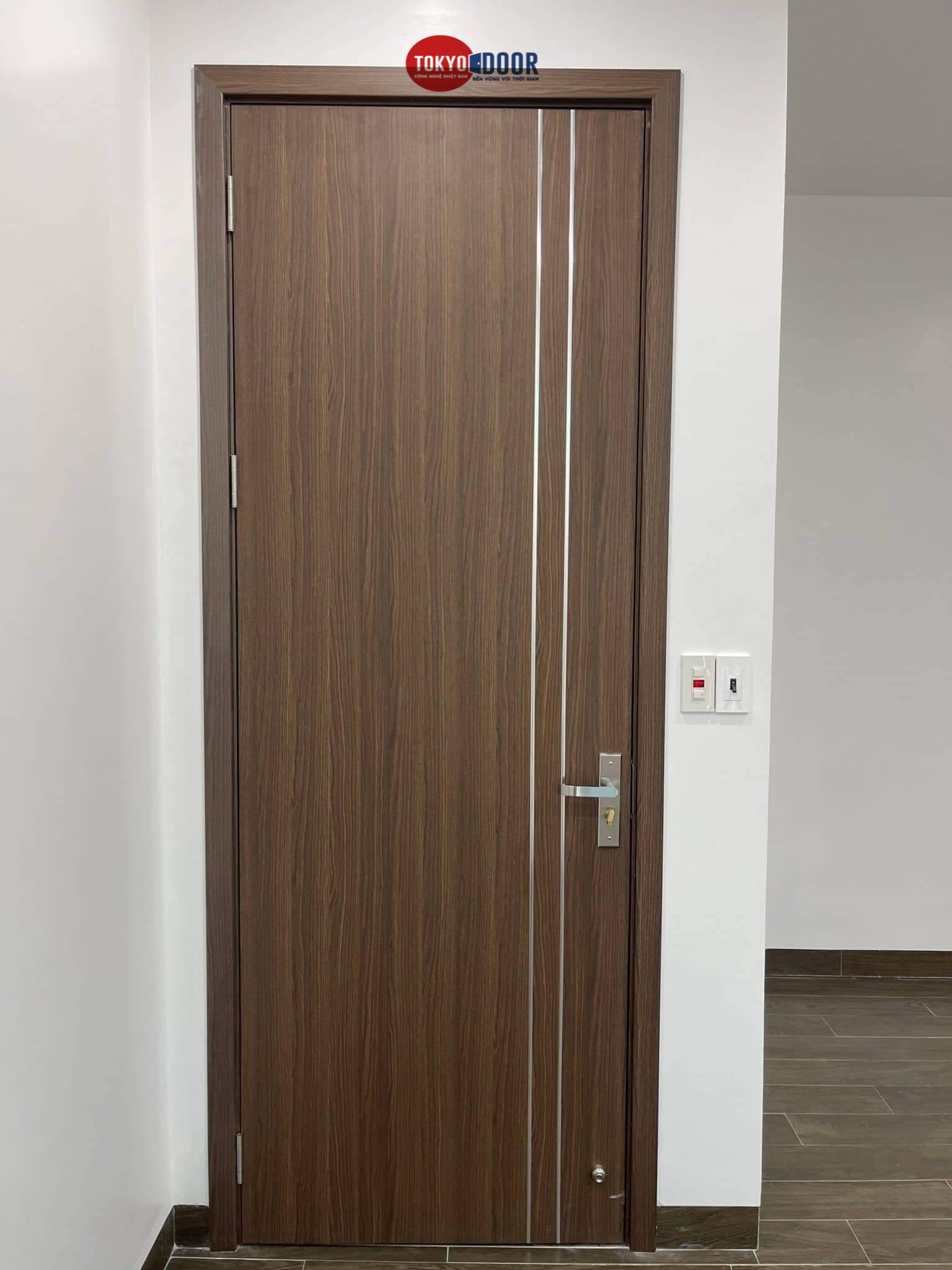 Cửa Nhựa Composite Tokyodoor CN01 Cửa Nhựa Composite Tokyodoor CN01