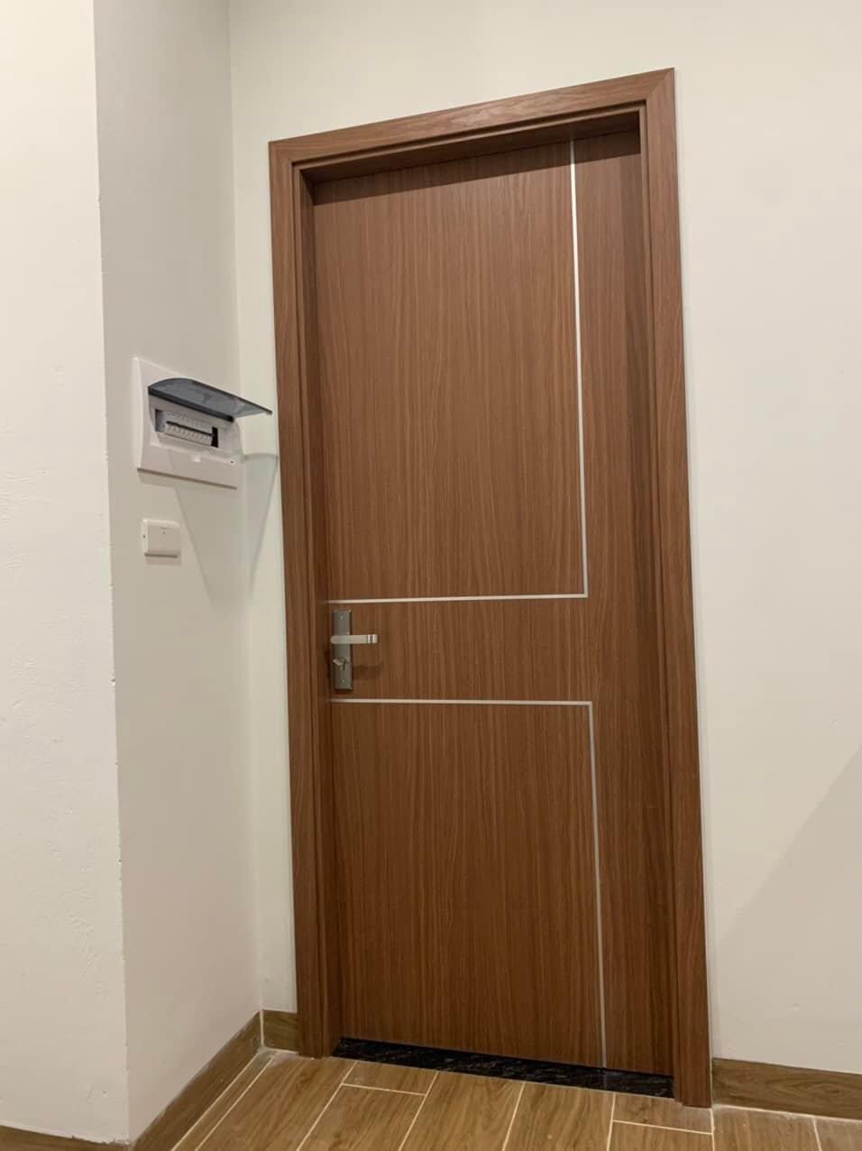 Cửa nhựa composite mẫu chỉ nhôm Tokyodoor CNN34 Cửa nhựa composite mẫu chỉ nhôm Tokyodoor CNN34