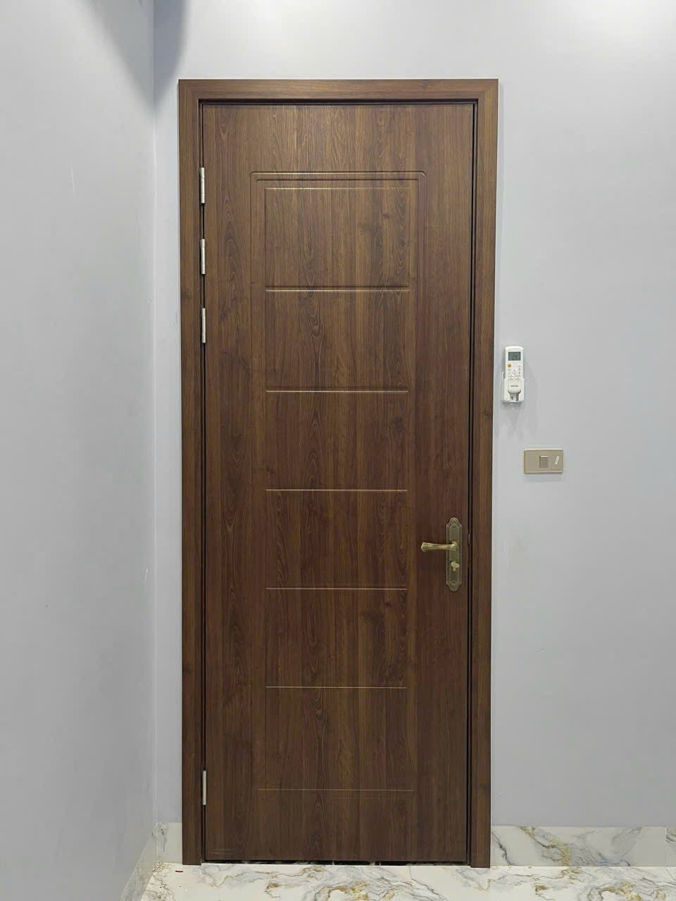Cửa nhựa composite CNC trang trí Tokyodoor Cửa nhựa composite CNC trang trí Tokyodoor