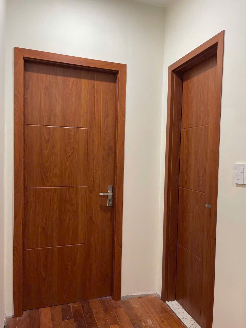 Cửa nhựa composite CNC trang trí Tokyodoor Cửa nhựa composite CNC trang trí Tokyodoor
